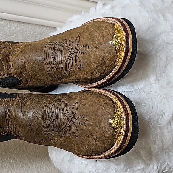 Justin Cowgirl Boots - Picture 7 of 10